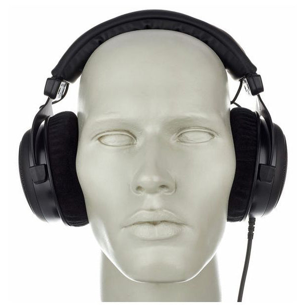 BEYERDYNAMIC DT 880 Pro 250 ohms