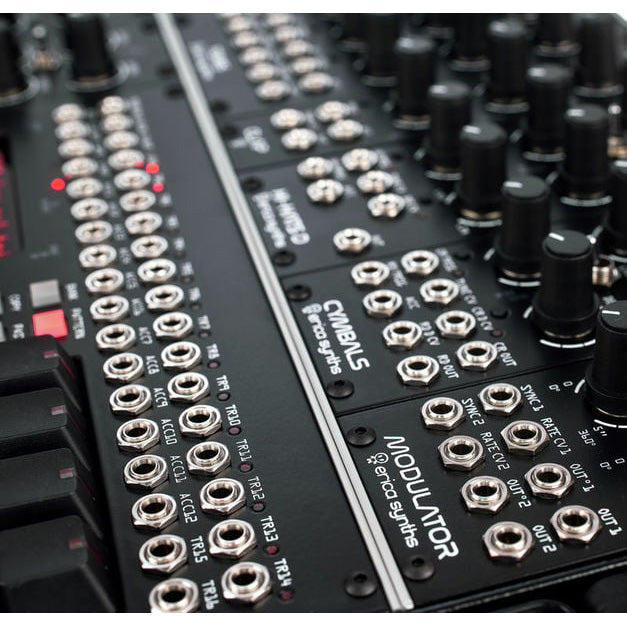 Erica Synths TECHNO SYSTEM (prise UE)