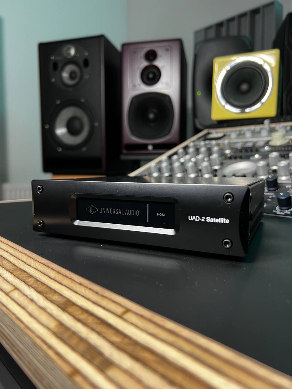 Universal Audio UAD-2 Satellite Thunderbolt OCTO B-Ware