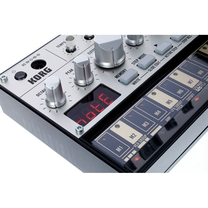 KORG VOLCA BASSE