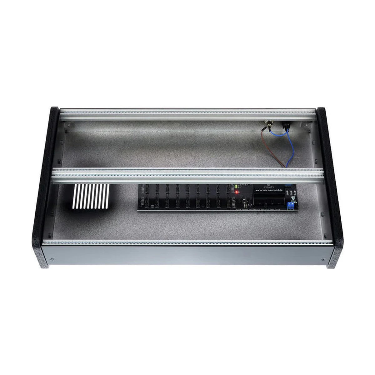 Valise skiff Erica Synths 2 x 84HP avec panneaux latéraux verticaux PSU intégrés (prise UE)