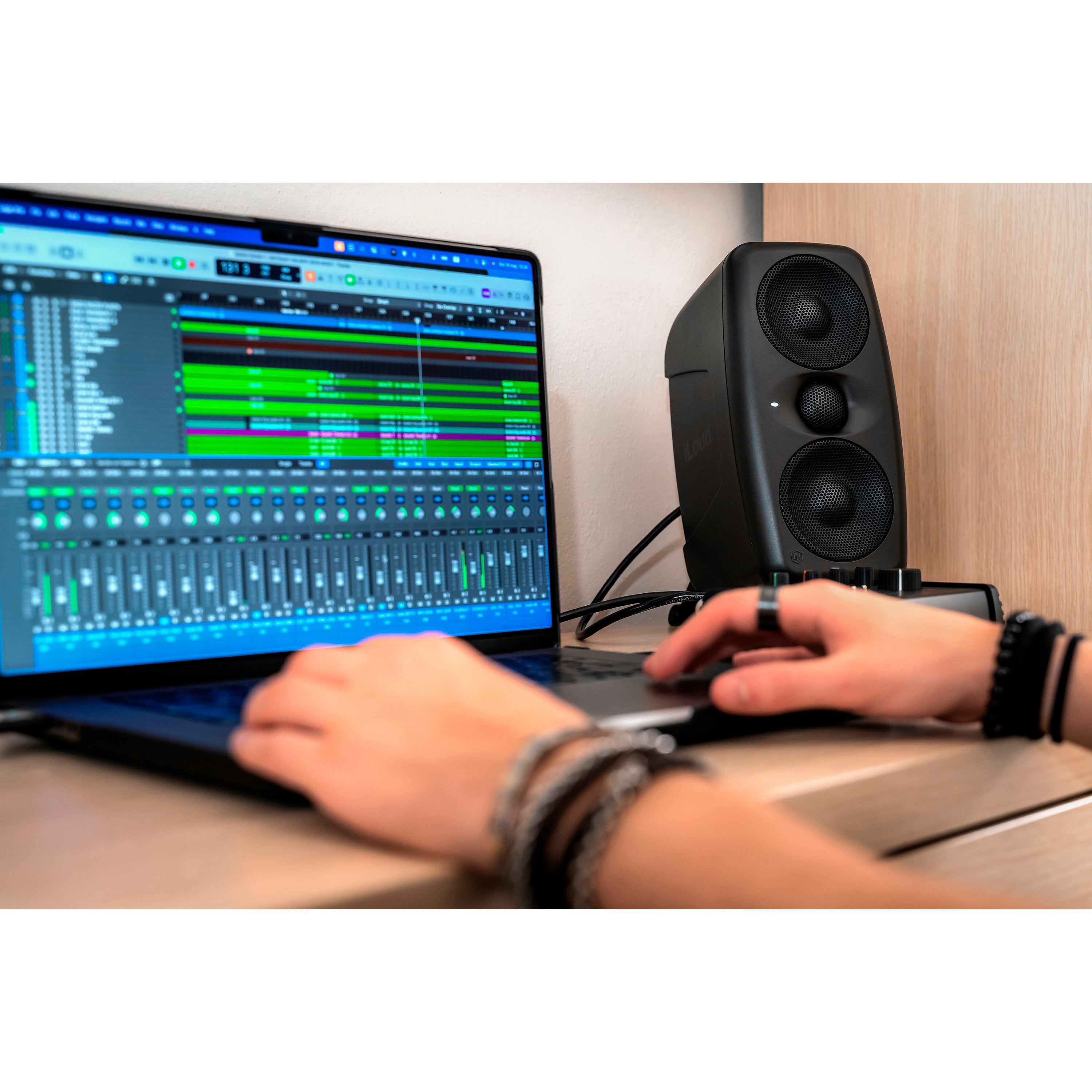 IK Multimedia iLoud MTM MKII - Pair