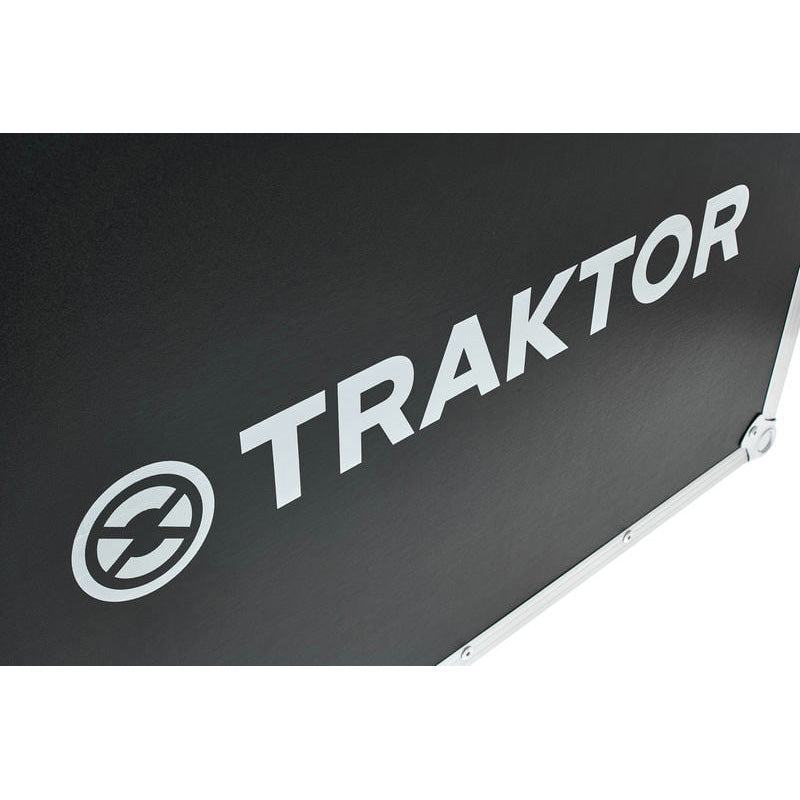 Native Instruments TRAKTOR KONTROL S4 MK3 FLIGHTCASE