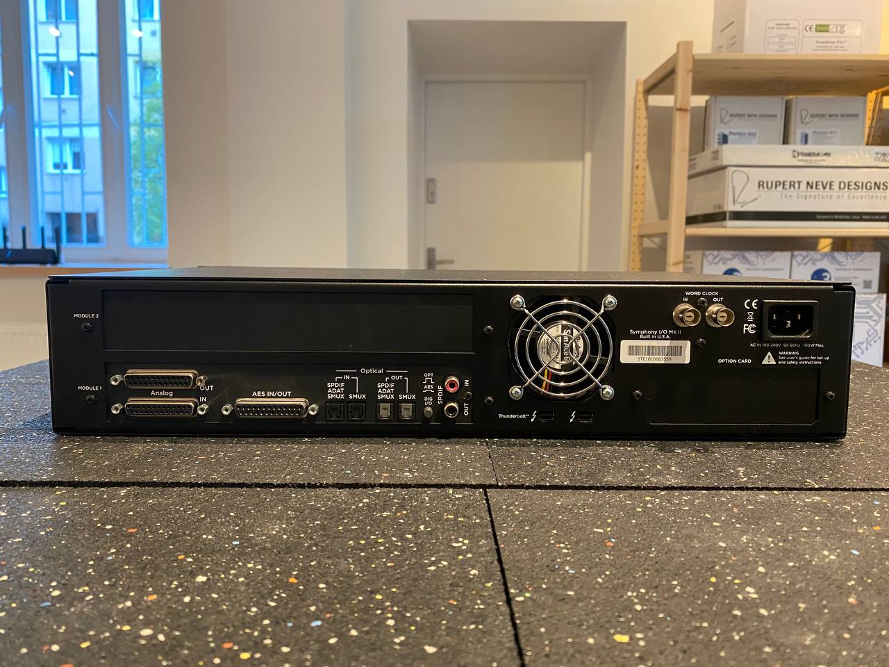 Apogee Symphony I/O Mk II Thunderbolt 16x16 B-Ware