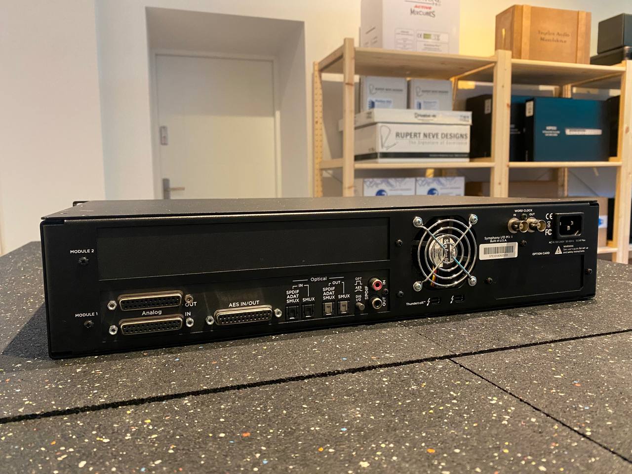 Apogee Symphony I/O Mk II Thunderbolt 16x16 B-Stock