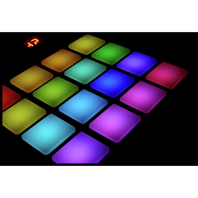 Native Instruments TRAKTOR KONTROL F1