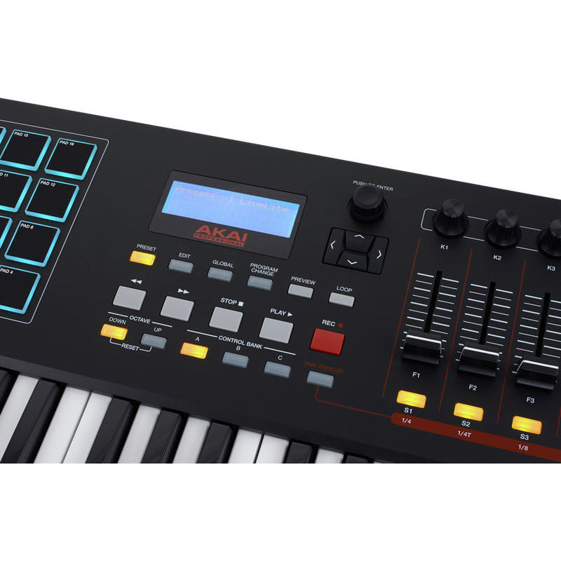 Akai Pro MPK261